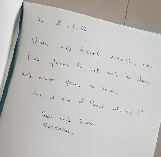 Romslig Og Saeregent Hus