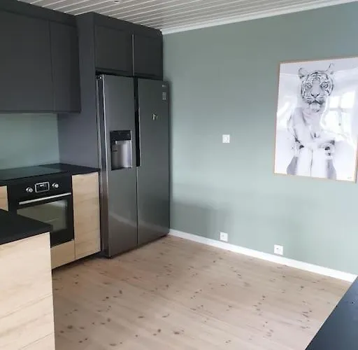 Prázdninový dům Romslig Og Saeregent Hus *